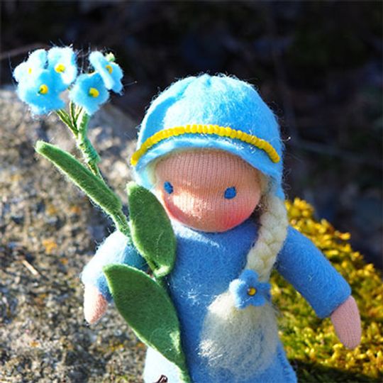 Pomněnková panenka