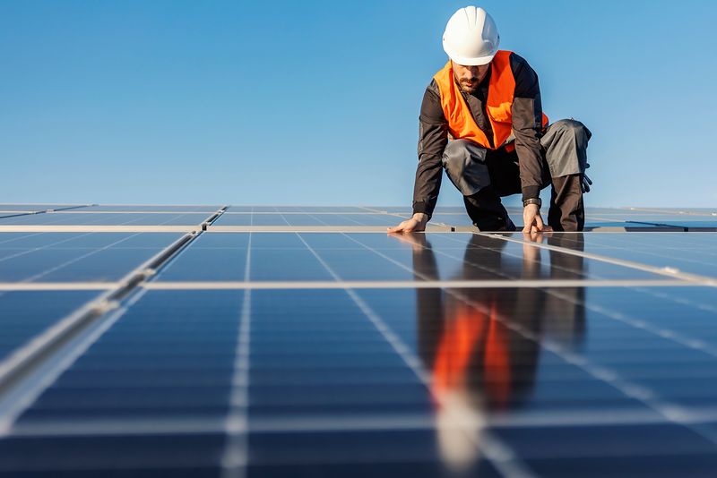 0cae7d5d-solar-cables.jpeg