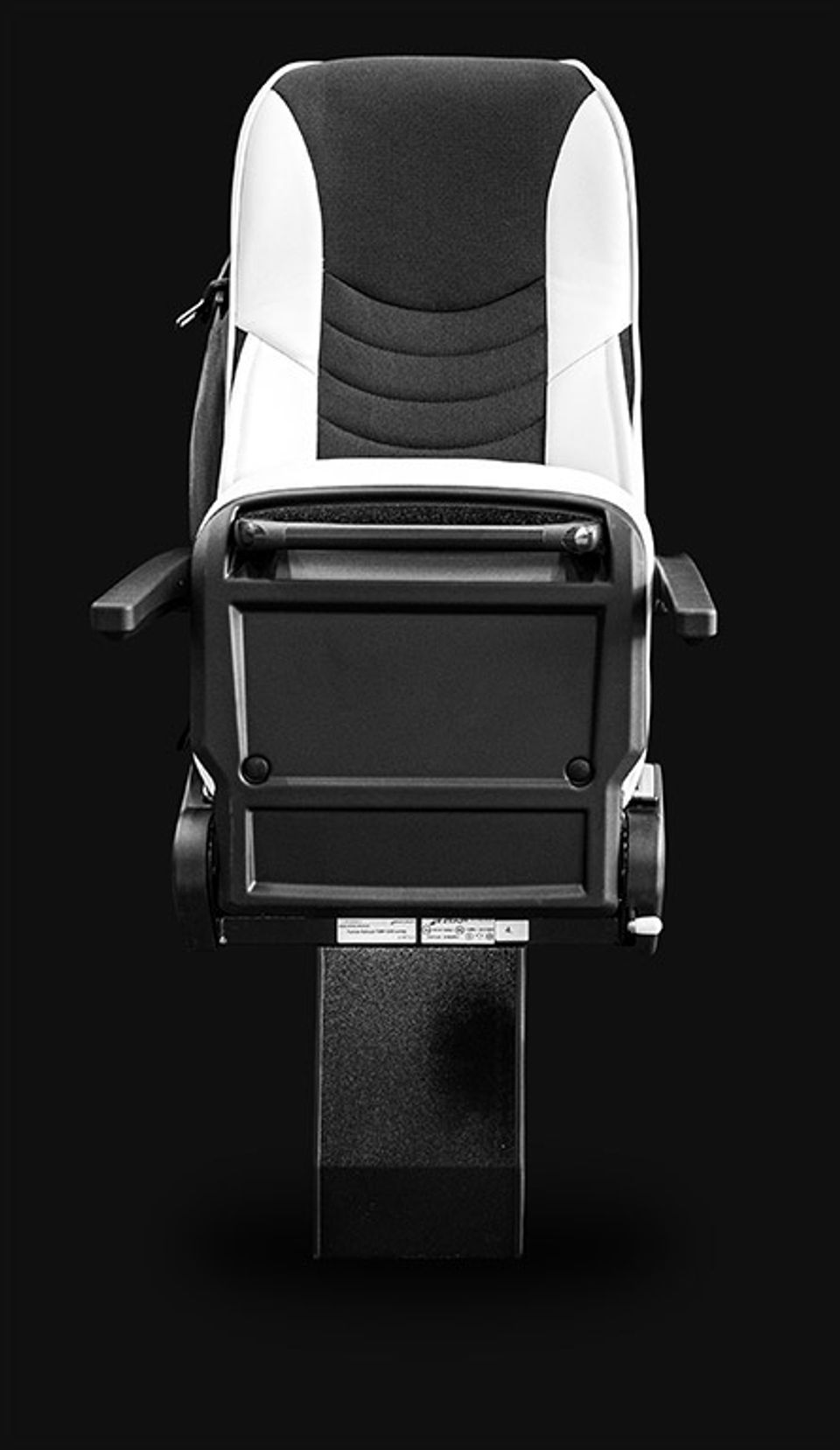 f8f6d454-seat-05.jpeg