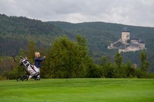 3dd6f7a2-golf-karlstejn-20200901-041-mhe.jpeg