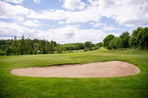 0c38b461-golf-certovobremeno-20250530-165-kpa.jpeg