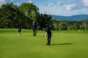56183ab3-golf-ypsilon-czu-20260902-060-mhe.jpeg