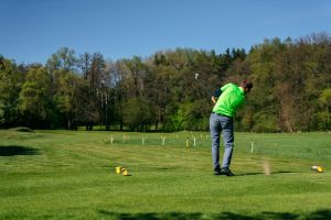 695e8f99-golf-podboranky-20180427-143-pha.jpeg