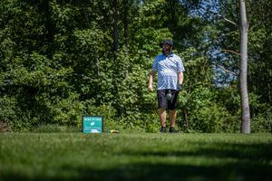 6a7b3df9-golf-molitorov-20260529-021-kpa.jpeg