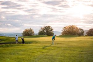 a0f6c5b3-golf-beroun-20251015-074-msl.jpeg