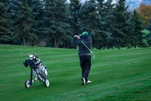 a6850b16-golf-motol-20191108-055-mhe.jpeg