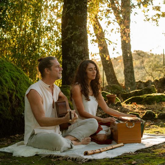 Kevin James and Susana