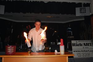 Barmanská show