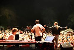 Koncerty a koncertní tour