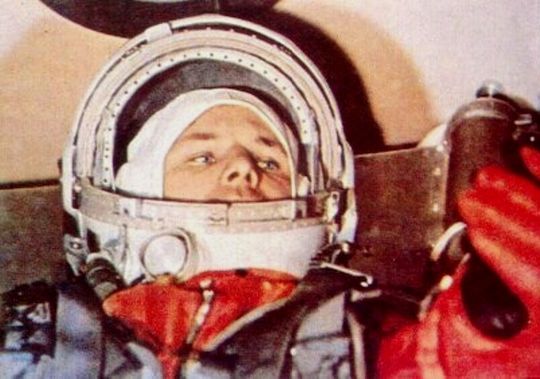 Dubnové události: Jurij Gagarin ve vesmíru, první oběť Vladimir Komarov a literární bonus