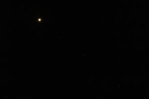 Venuše u Plejád. Tento úkaz můžeme pozorovat opět až 3. dubna roku 2028. Foto: Václav Vondruš